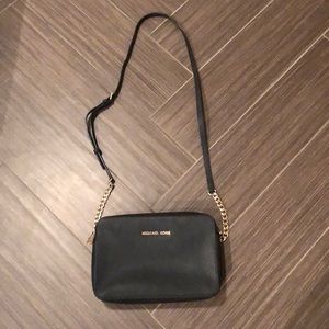 Michael Kors black jet set leather Crossbody